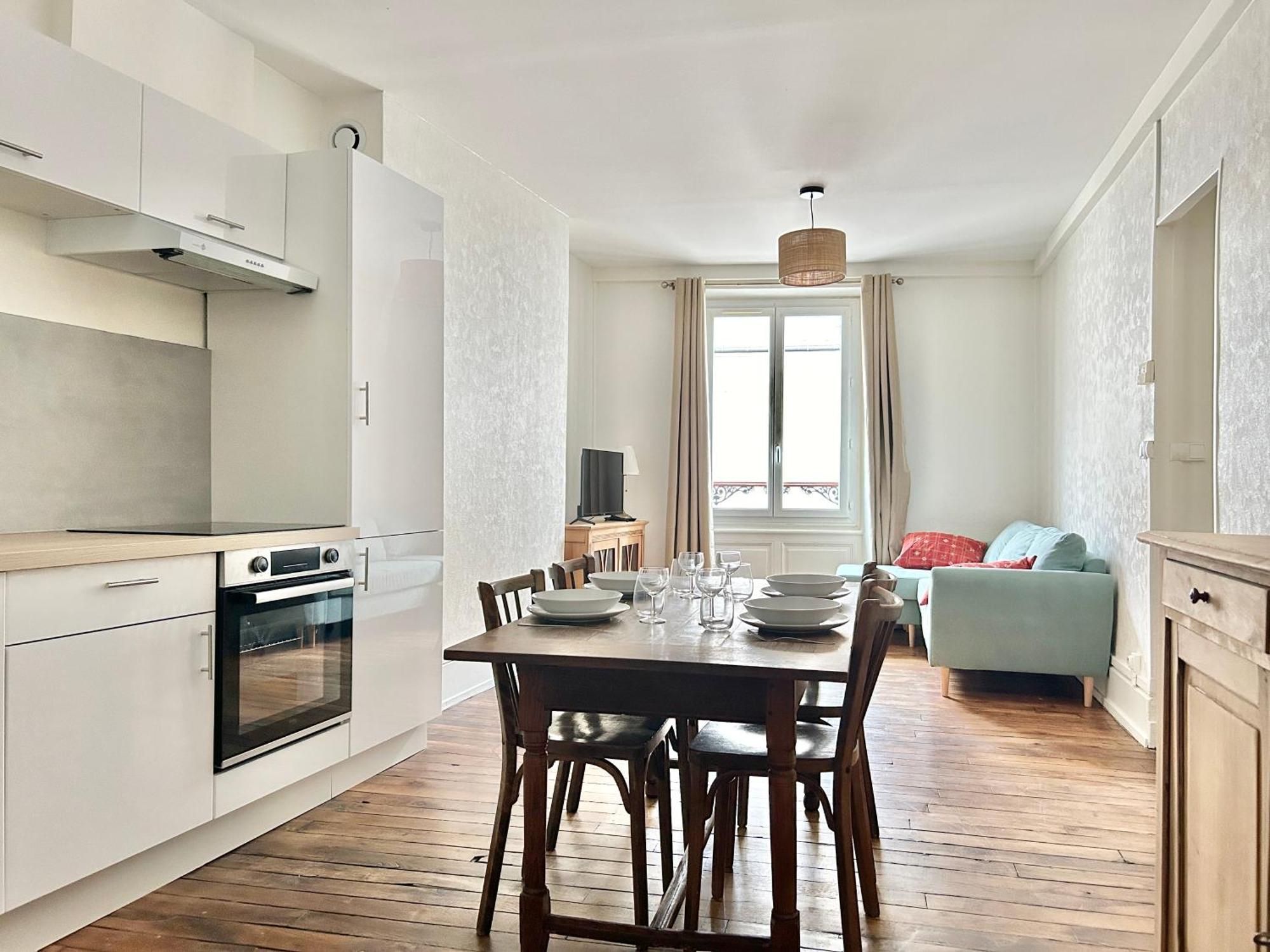 Appartement Pinede - 2 Chambres - Centre Ville Orléans Extérieur photo
