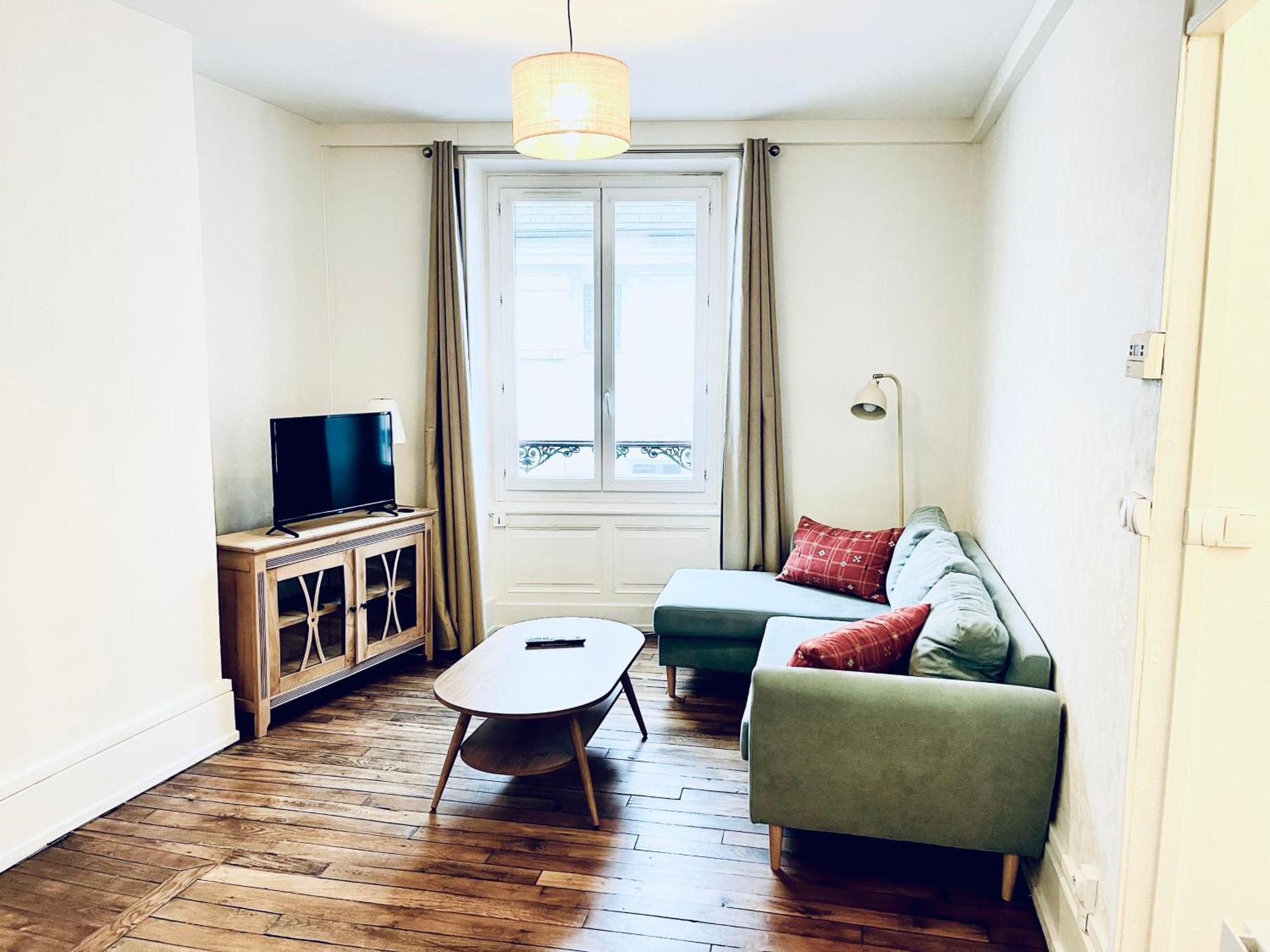 Appartement Pinede - 2 Chambres - Centre Ville Orléans Extérieur photo